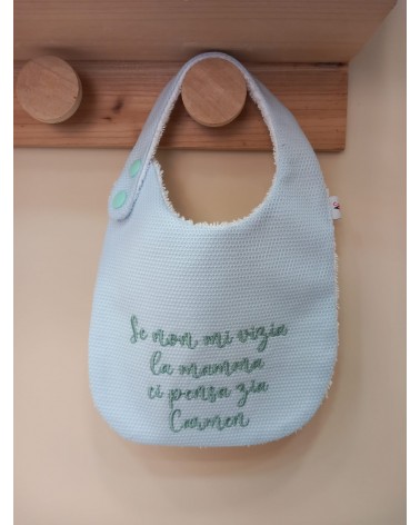 Bavaglino con frase personalizzata