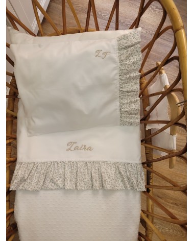 Lenzuolino con rouche a fiorellini - COTONE BIANCO RICAMO VALENTINE LOVE CAPPUCCINO