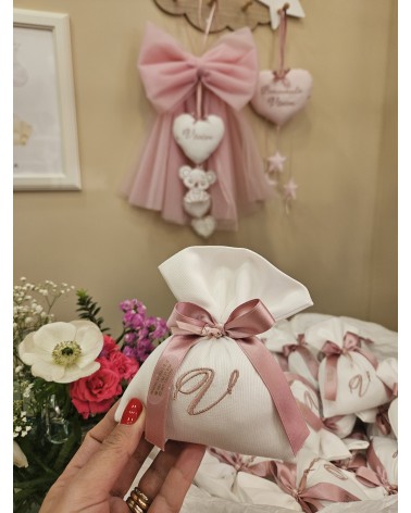 Sacchetto portaconfetti in piquet di cotone bianco nastro e ricamo rosa antico
