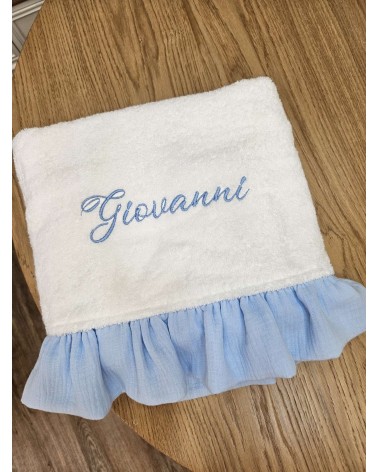 Telo bagnetto in spugna bianca con rouche in mussola