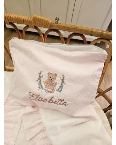 Borsello in plumetis ricamo orsetto con ghirlanda valentine love