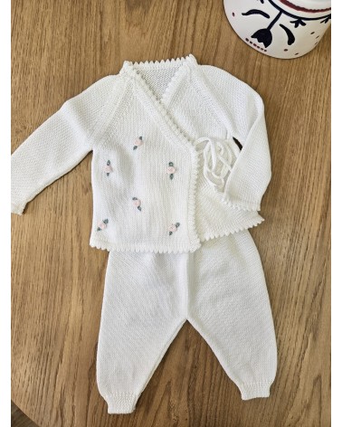 Completo due pezzi a maglia, scaldacuore con pantaloni