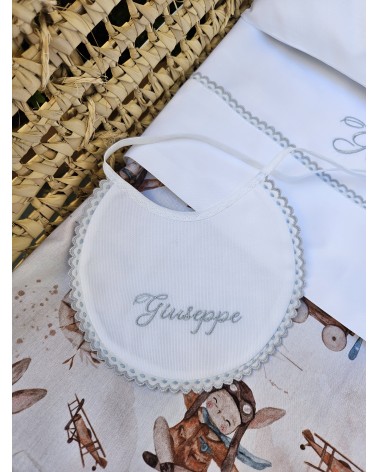 Coordinato Lenzuolino e bavaglino in cotone celeste polvere valentine love