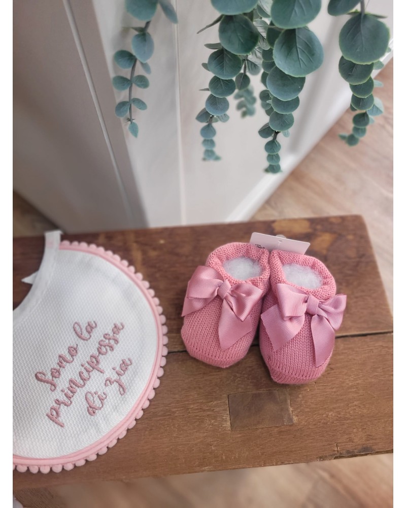 Scarpine neonato in lana con fiocco in gros grain rosa antico