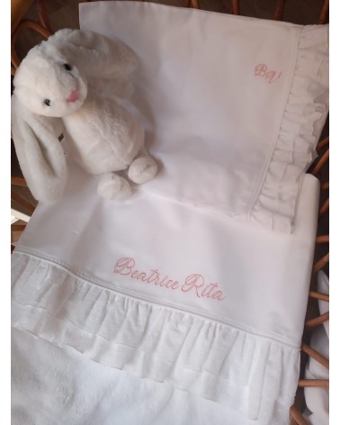 Lenzuolino con doppia rouche di plumetis valentine love cipria