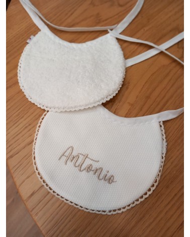 Bavaglino Baby Love con merlettino