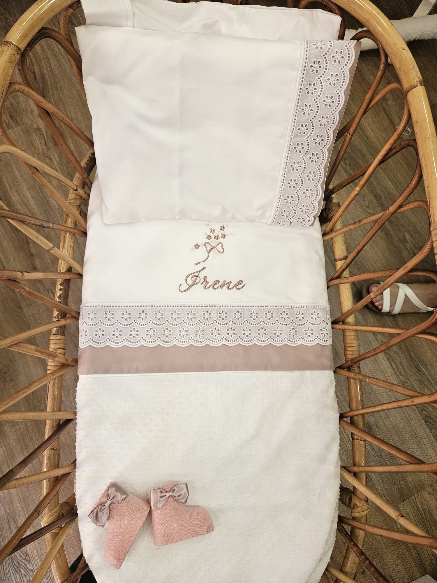 fiocco con fiori
